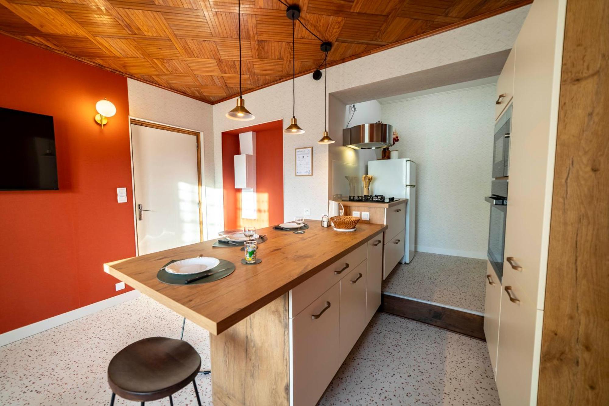Montbazens Appartement Cosy Au Coeur Du Village - Le Segala מראה חיצוני תמונה