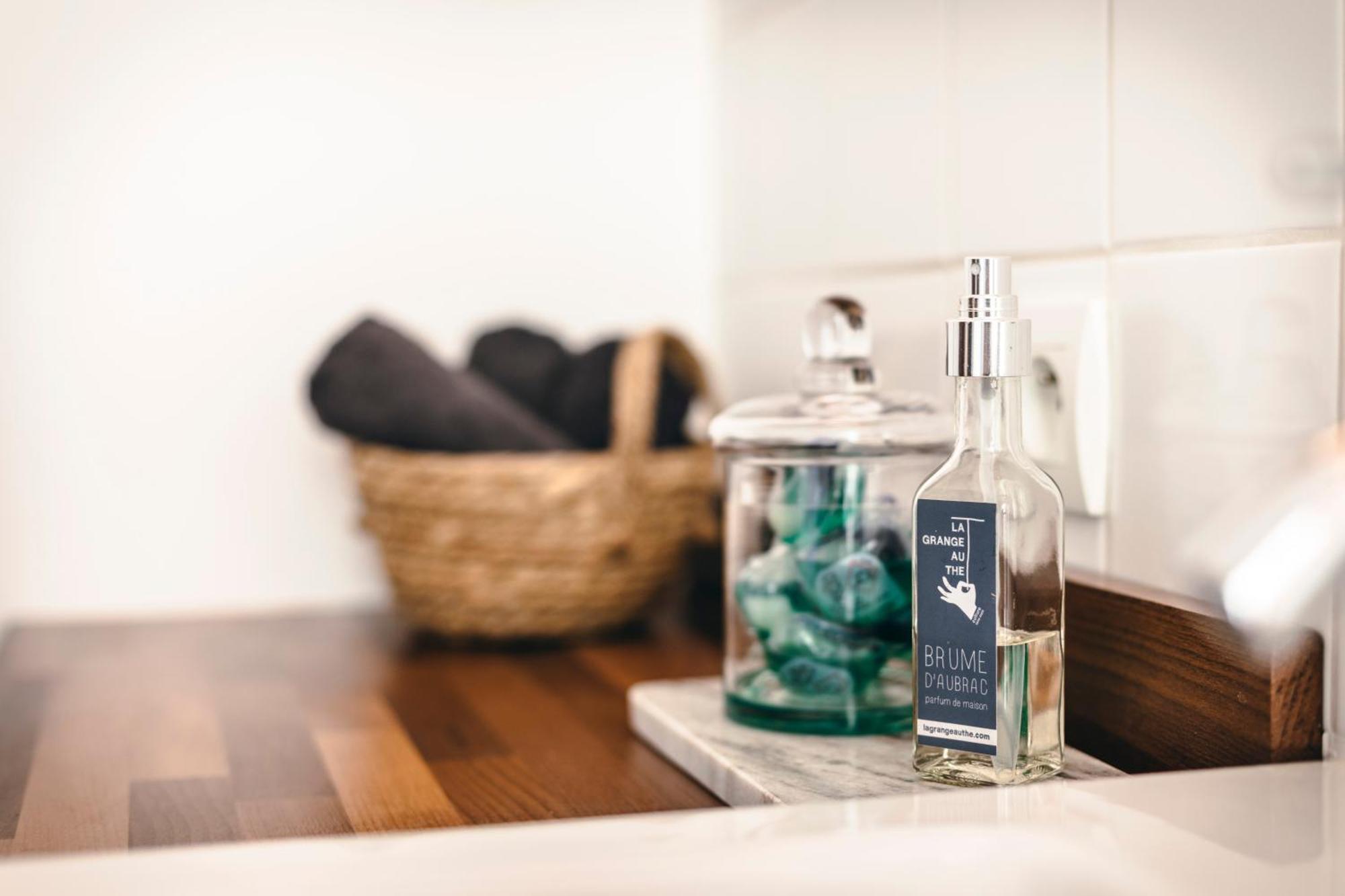 Montbazens Appartement Cosy Au Coeur Du Village - Le Segala מראה חיצוני תמונה